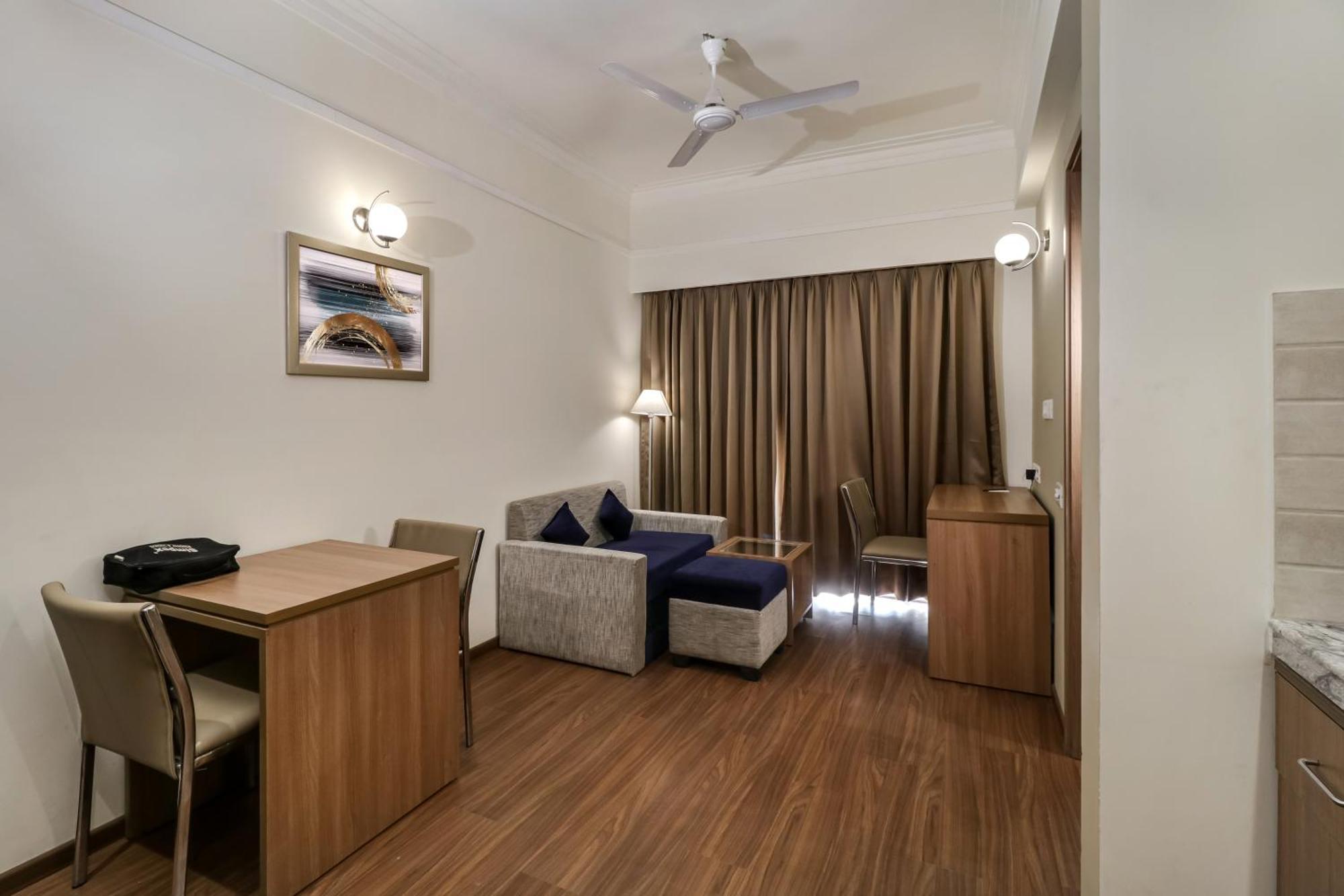 Starlit Suites Newtown Колката Екстер'єр фото
