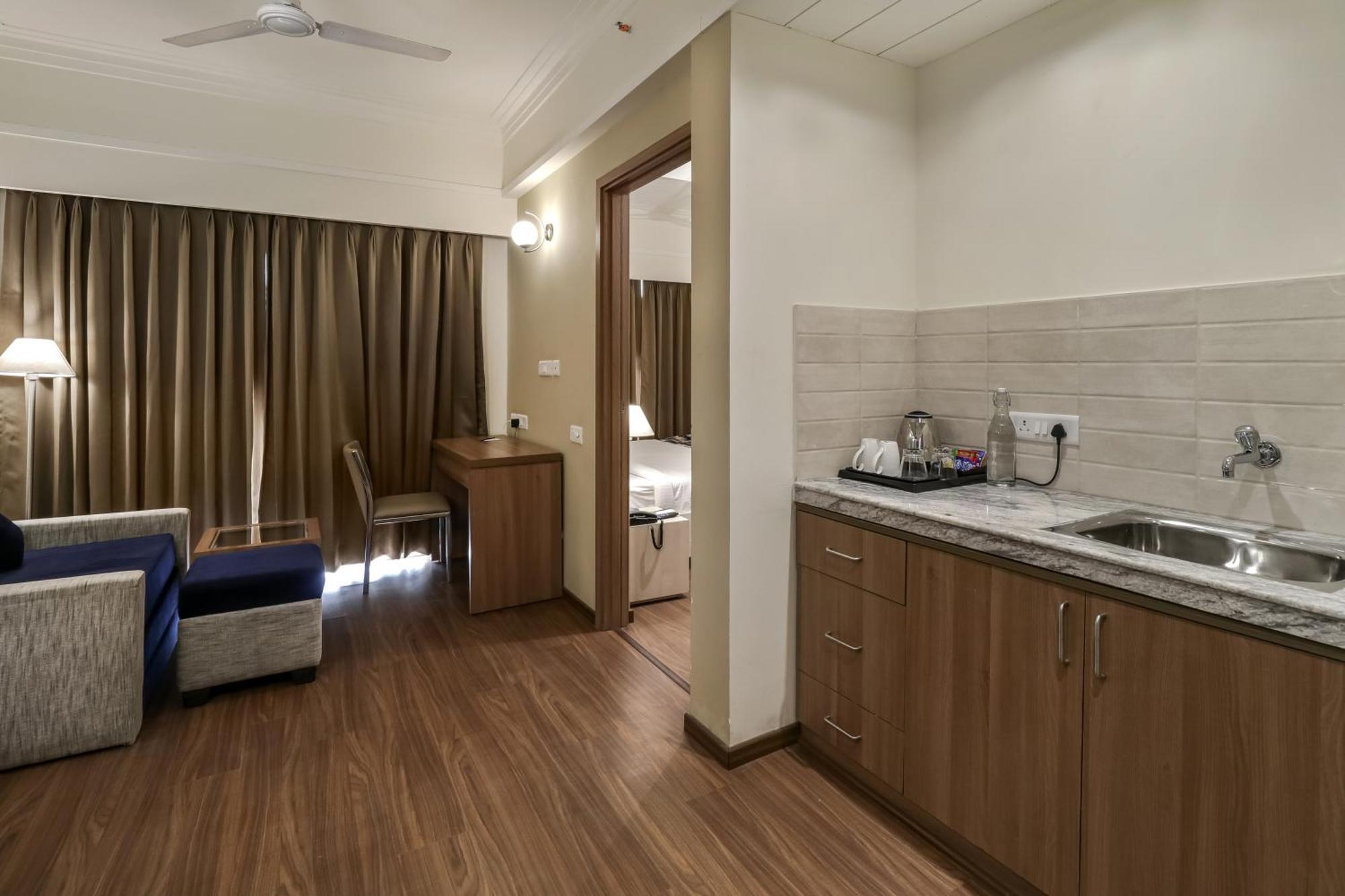Starlit Suites Newtown Колката Екстер'єр фото